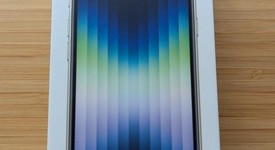 New
													Apple iPhone SE 3rd Gen 2022 - Unlocked, Starlight, 256 GB, A2595, photo 1 of 3