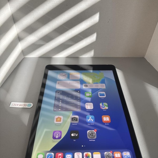 Apple iPad 9th Gen - Wi-Fi, 256 GB, Gray, A2602