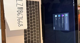 Good
													MacBook Pro 2016 (With Touch Bar) - 13" - Gray, 256 GB, 8 GB, photo 1 of 6
