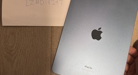 Good
													Apple iPad Air 5th Gen - Wi-Fi, Blue, 64 GB, A2588, photo 4 of 11