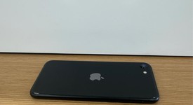 Good
													Apple iPhone SE 2nd Gen 2020 - Unlocked, Black, 64 GB, A2275, photo 3 of 5