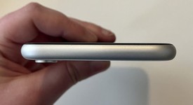 Good
													Apple iPhone Xr - Unlocked, White, 64 GB, A1984, photo 4 of 9