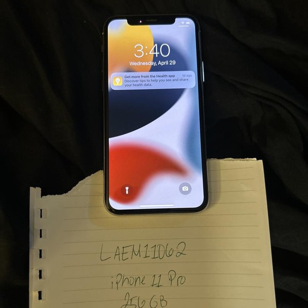 Apple iPhone 11 Pro - Unlocked, 256 GB, Silver, A2160