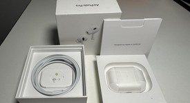 Used
													Apple AirPods Pro 2 - Lightning, photo 2 of 14