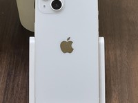 Apple iPhone 13