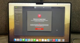 Mint
													MacBook Air 2025 (M4) - 13" - Apple M4, Midnight, 1 TB, 16 GB, photo 2 of 13