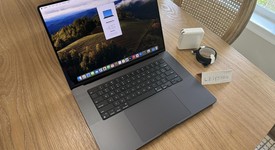 Mint
													MacBook Pro Late 2023 (M3) - 16" - Apple M3 Pro 12-core, Black, 1 TB, 36 GB, 18-core GPU, photo 2 of 24