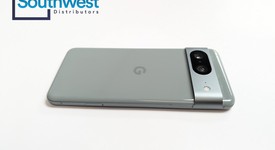 Good
													Google Pixel 8 - Unlocked, Hazel, 128 GB, 8 GB, G9BQD, Sub-6 5G, photo 5 of 8