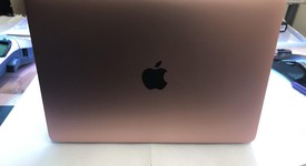 Good
													Macbook Retina 2017 - 12" - Rose Gold, 256 GB, 8 GB, photo 4 of 13