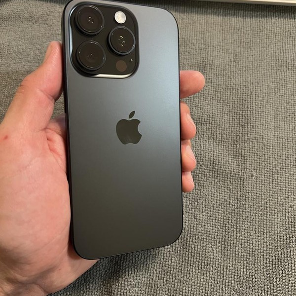 Apple iPhone 16 Pro - AT&T, 256 GB, Black, A3083