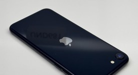 Good
													Apple iPhone SE 3rd Gen 2022 - Unlocked, Midnight, 64 GB, A2595, photo 2 of 5