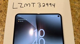 Mint
													Google Pixel 10 Pro Fold - Unlocked, Moonstone, 256 GB, GU0NP, photo 5 of 10