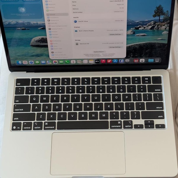 MacBook Air 2025 (M4) - 13 inch - 256 GB, Silver, 16 GB, Apple M4