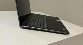 Mint
													Lenovo Yoga Laptop, photo 3 of 9