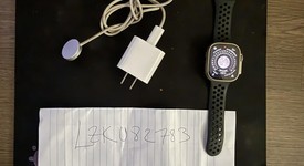Good
													Apple Watch Ultra 49mm - Unlocked, Titanium, A2622, photo 3 of 5