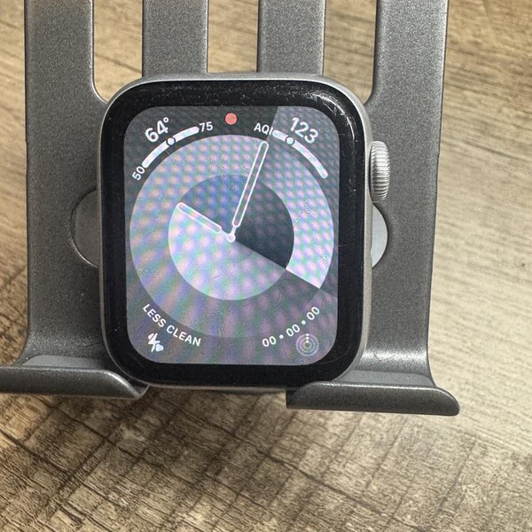 Apple Watch Series 6 40mm - Silver, A2291 - GPS, Aluminum