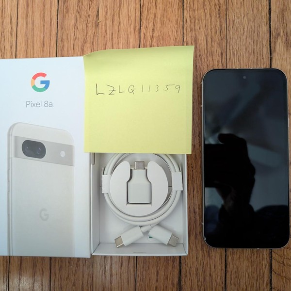 Google Pixel 8a - Unlocked, 128 GB, Porcelain, 8 GB, GKV4X, Sub-6 5G