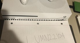 Good
													Xbox One S (2016) - White, 500 GB, photo 5 of 7