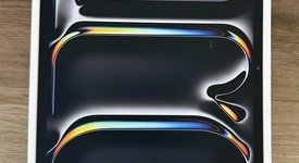 New
													Apple iPad Pro 11" (M4) 2024 - Unlocked, Silver, 256 GB, 8 GB, A2837, Standard Glass, photo 2 of 8