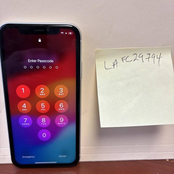 Apple iPhone Xr - Unlocked, 64 GB, White, A1984