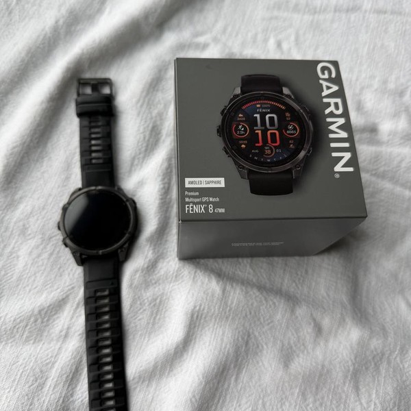 Garmin Fenix 8 - Sapphire, AMOLED