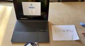 Good
													MacBook Air 2025 (M4) - 13" - Apple M4, Midnight, 512 GB, 16 GB, photo 1 of 5