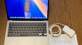 Mint
													MacBook Air 2020 - 13" - I7, Gray, 1 TB, 16 GB, photo 1 of 10