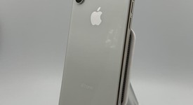Good
													Apple iPhone Xs - Unlocked, Silver, 64 GB, A1920, photo 5 of 6
