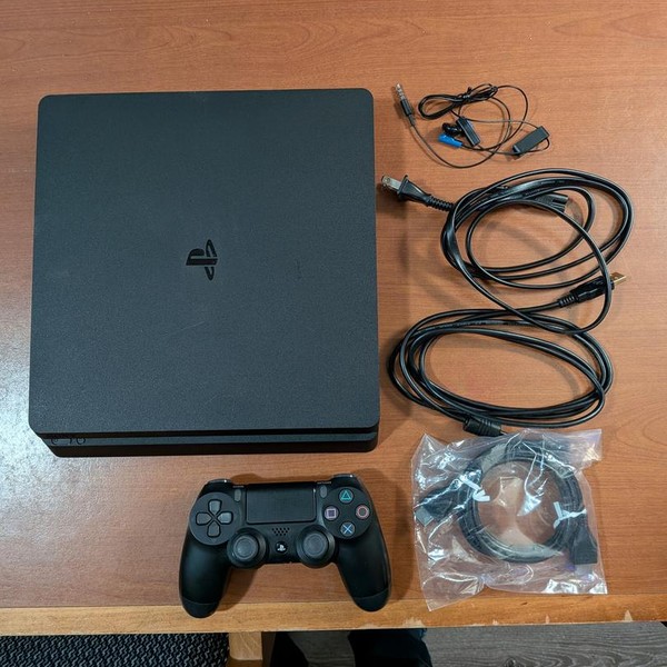 PlayStation 4 Slim - 1 TB, Black