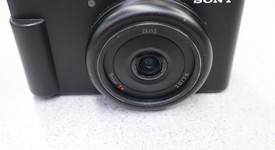 Good
													Sony ZV-1F - Black, photo 2 of 7
