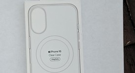 Good
													Apple iPhone 16 - Unlocked, White, 256 GB, A3081, photo 4 of 15