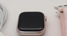 Mint
													Apple Watch Series 9 41mm - Unlocked, Pink, A2982 - Cellular, Aluminum, photo 3 of 4