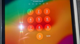 Mint
													Apple iPad Pro 11" 4th Gen 2022 - Unlocked, Gray, 128 GB, photo 5 of 10