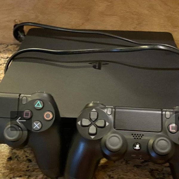 PlayStation 4 Slim - Black, 1 TB