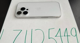 Mint
													Apple iPhone 14 Pro - Unlocked, Silver, 128 GB, A2650, photo 3 of 9