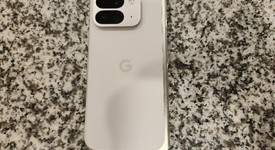 Mint
													Google Pixel 9 Pro Fold - Unlocked, Porcelain, 256 GB, GGH2X, photo 5 of 5