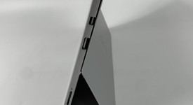 Good
													Microsoft Surface Pro 5 (2017) - Unlocked, Silver, 256 GB, 8 GB, LTE, photo 4 of 8
