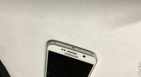 Fair
													Samsung Galaxy S6 - Unlocked, White, 32 GB, SM-G920W8, photo 5 of 6