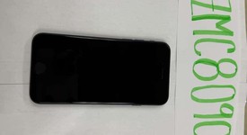 Mint
													Apple iPhone SE 3rd Gen 2022 - Unlocked, Midnight, 64 GB, A2595, photo 2 of 7