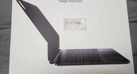 Used
													Apple Magic Keyboard for iPad - Black, photo 1 of 4