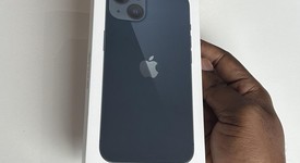 New
													Apple iPhone 13 - Verizon, Midnight, 128 GB, A2482, photo 2 of 4