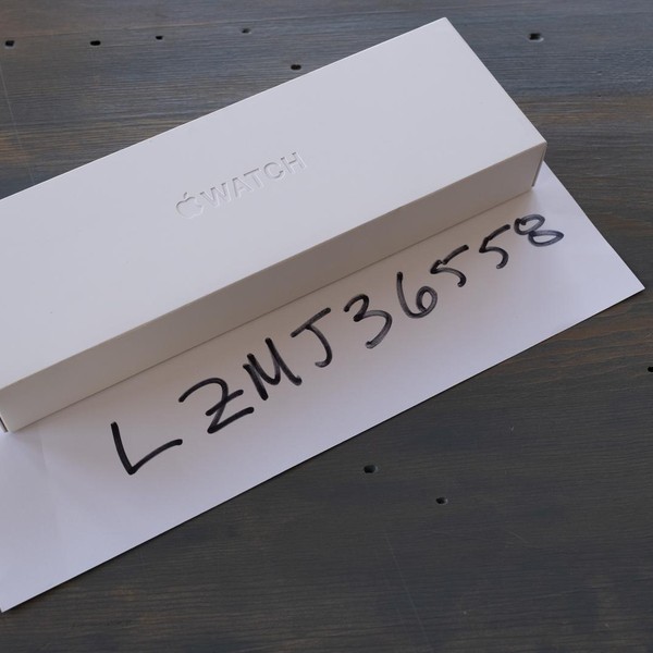 Apple Watch Series 9 45mm - Unlocked, Midnight, A2984 - Cellular, Aluminum