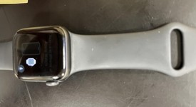 Fair
													Apple Watch SE 1st Gen 40mm - Unlocked, Gray, A2353 - Cellular, Aluminum, photo 3 of 7