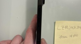 Mint
													Apple iPhone 14 Pro - Unlocked, Black, 128 GB, A2650, photo 3 of 7