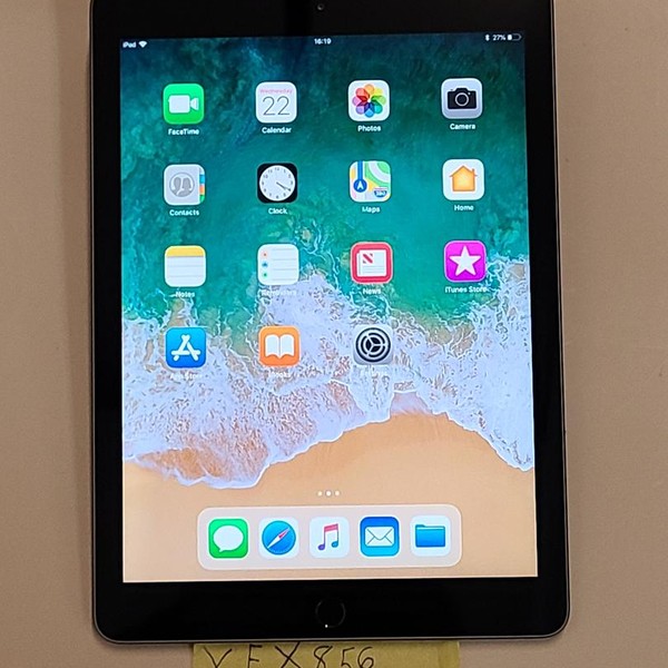 Apple iPad 6th Gen - Unlocked, 32 GB, Gray, A1954