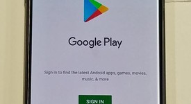 Good
													LG V30 - T-Mobile, Black, 128 GB, H932U, Plus, photo 3 of 5