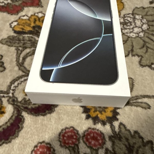 Apple iPhone 16 Pro Max - Unlocked, 1 TB, White, A3084