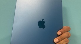 Good
													Apple iPad 10th Gen - Unlocked, Blue, 64 GB, A2757, photo 3 of 7