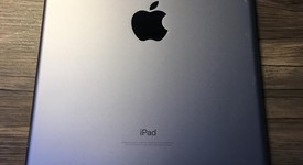 Good
													Apple iPad 6th Gen - AT&T, Gray, 128 GB, A1954, photo 3 of 7