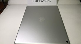 Good
													Apple iPad Pro 12.9" 2nd Gen 2017 - Wi-Fi, Silver, 64 GB, photo 5 of 11